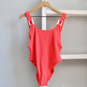 Aerie Resort Red Crinkle Birthday Scoop Cheekiest One Piece Swimsuit Size Medium